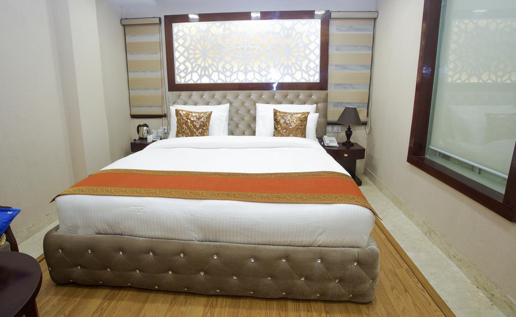 Hotel L'Affaire Delhi  Room photo